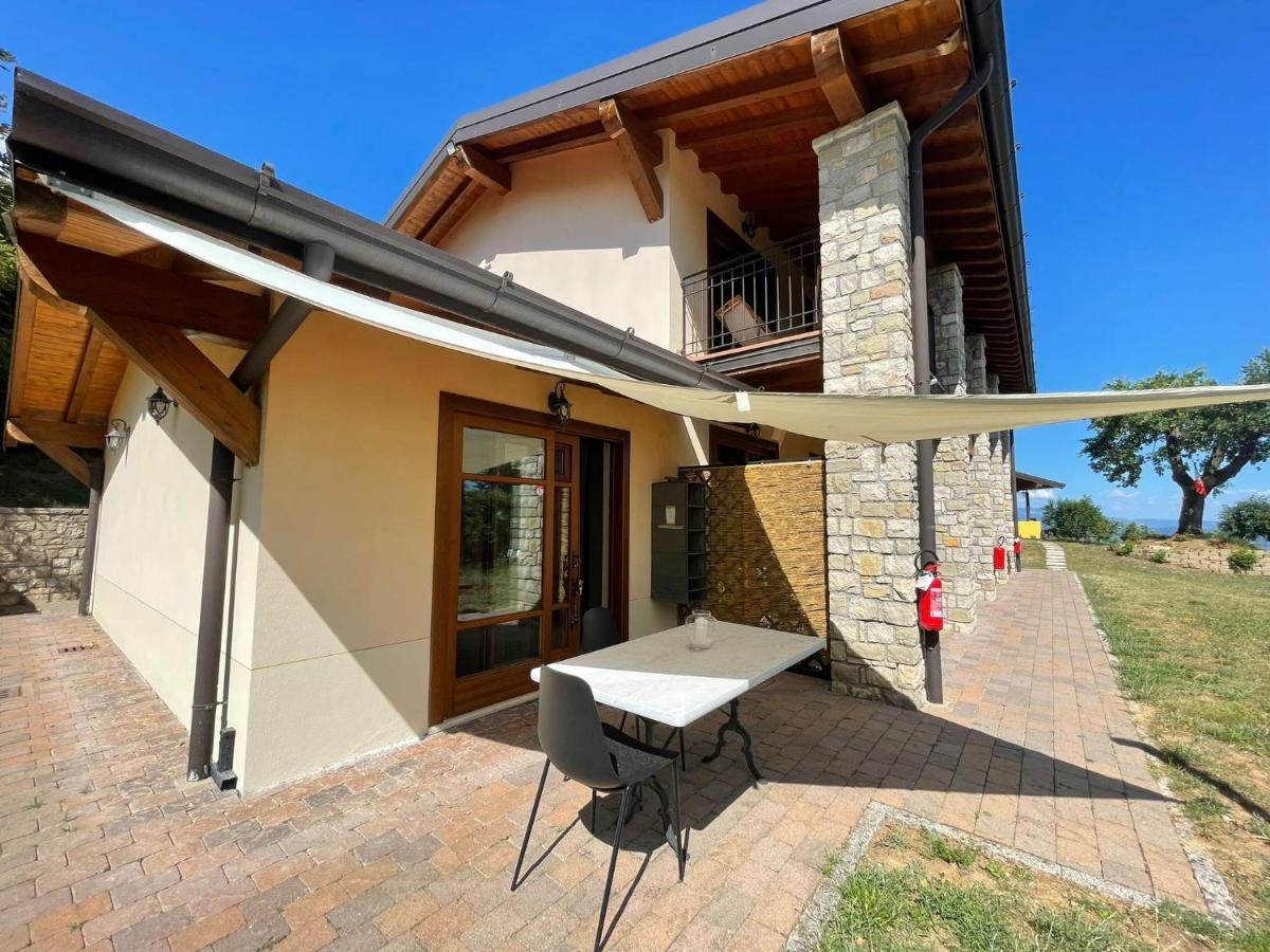 La Fiocchina - Magic Place - Apartments & Studios In Garda Lake - Countryside Farmhouse, Inside The Middle Of The Lake 살로 외부 사진