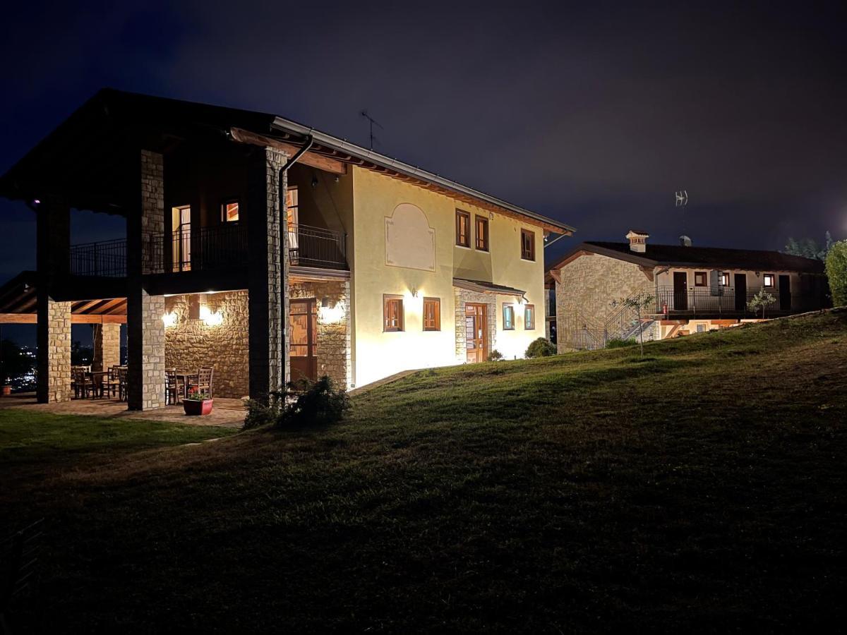 La Fiocchina - Magic Place - Apartments & Studios In Garda Lake - Countryside Farmhouse, Inside The Middle Of The Lake 살로 외부 사진